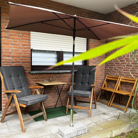 Katarinas House Mit 2 Fewo Stilvoll, Gemuetlich & Zentral Boxspringbett, Parkplatz, Balkon Oder Garten Moers Exterior foto