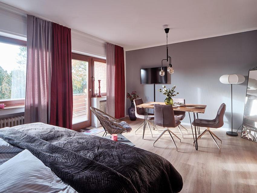 Katarinas House Mit 2 Fewo Stilvoll, Gemuetlich & Zentral Boxspringbett, Parkplatz, Balkon Oder Garten Moers Exterior foto
